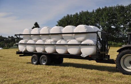 Rundballehenger 16 tonn - Bala Agri - med rundballe last